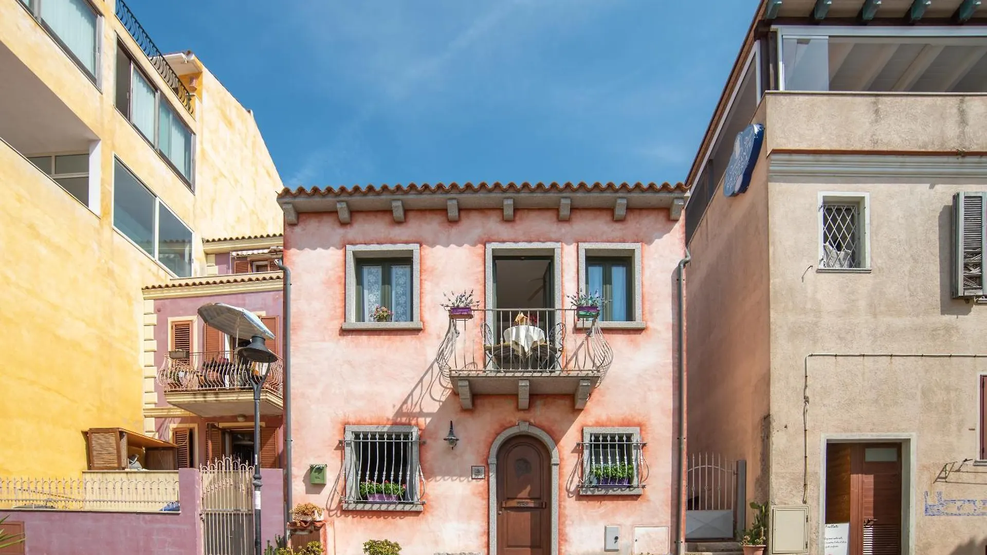 Villa Rosa - Casa Delle Bambole Santa Teresa Gallura